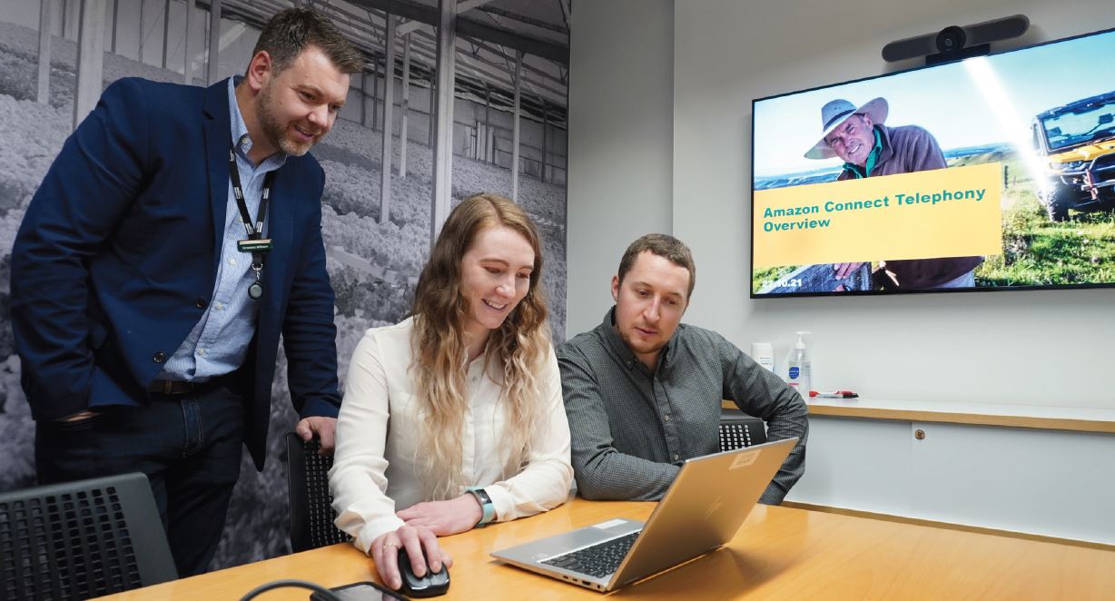 From left: Graeme Wilson (Farmlands), Zoe Newton-Clark (Assurity) and Bevan Scott (Farmlands)